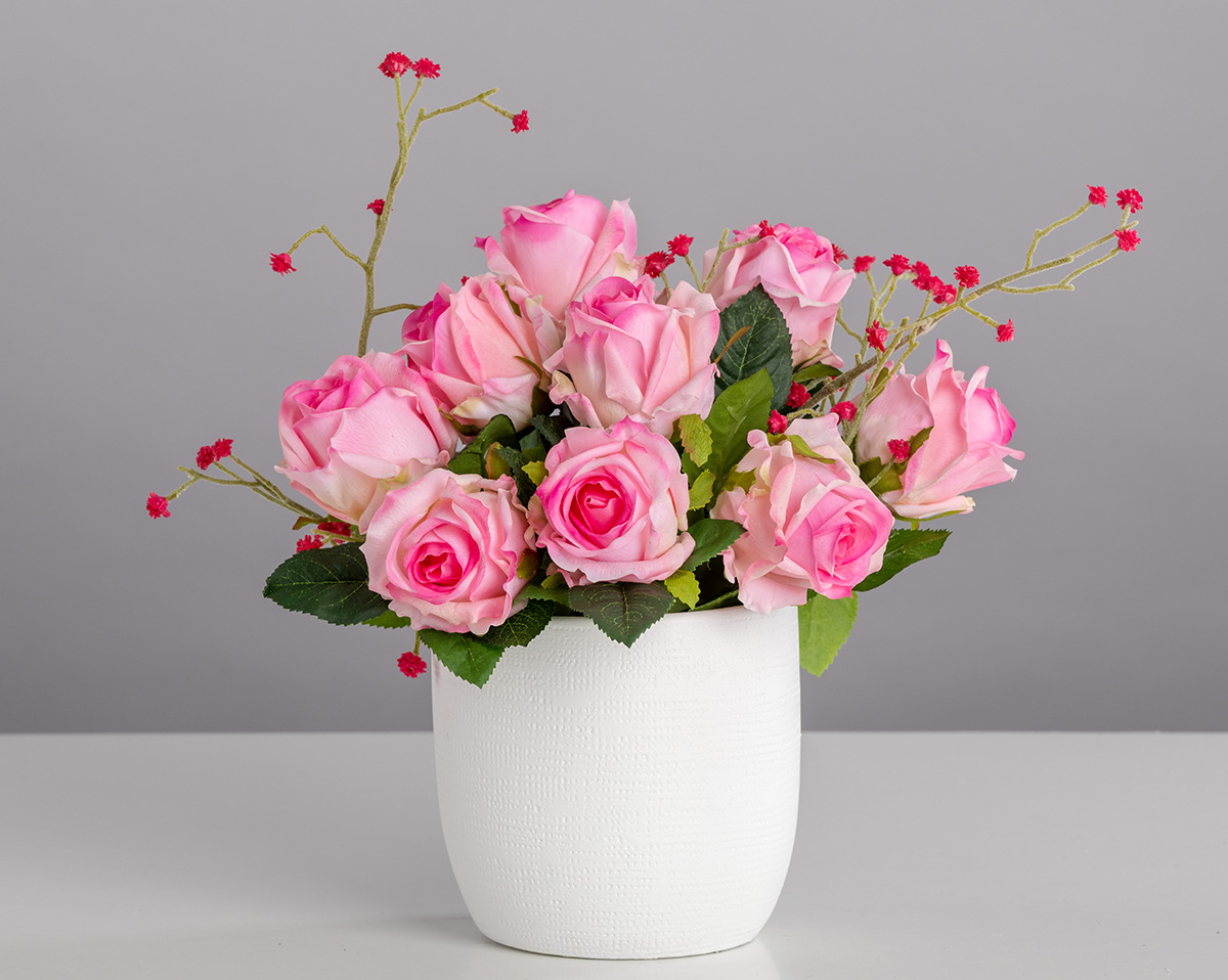 Emmy | Kunstblumenarrangement  aus  Rosen 