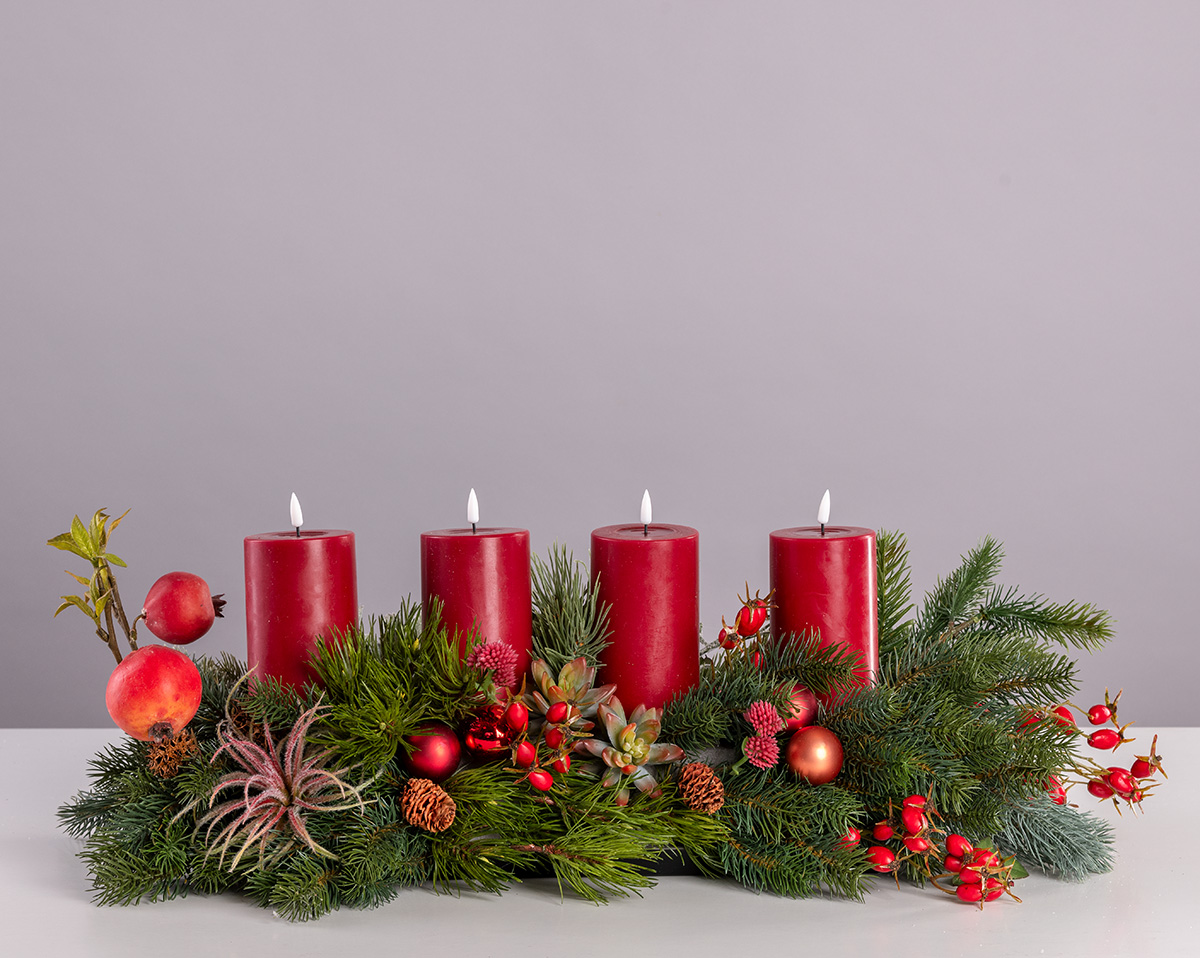 RED CANDLELIGHT LANG | Künstlicher Adventskranz
