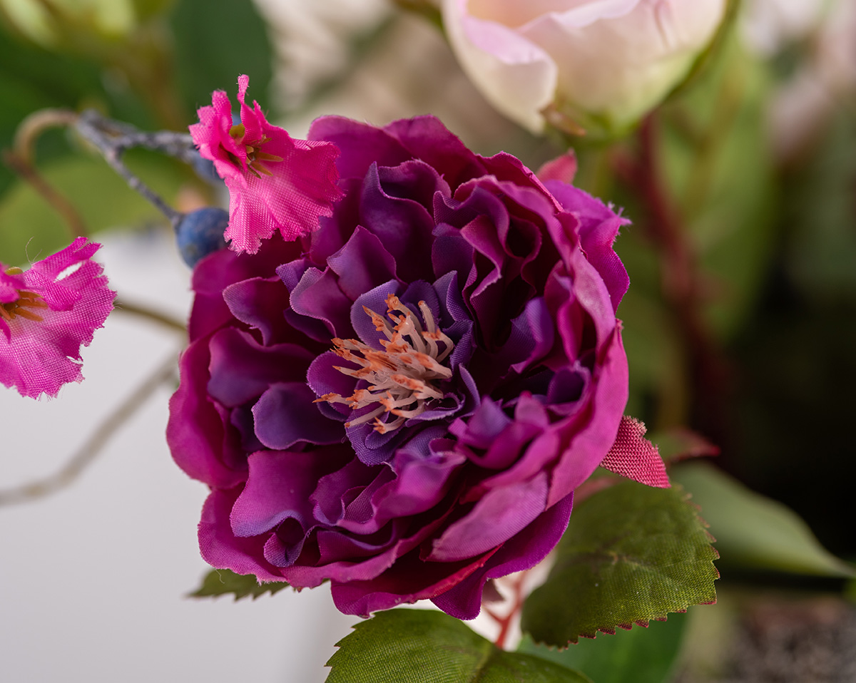 LIEBLINGSSTÜCK | Edles Gesteck aus Kunstblumen