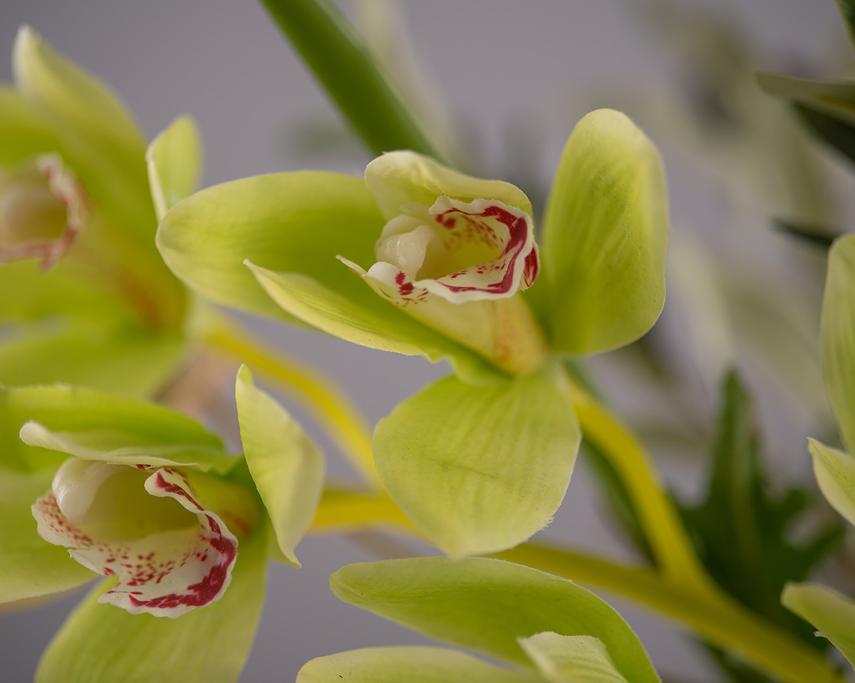 GREENSTYLE | Arrangement aus grünen Kunstblumen