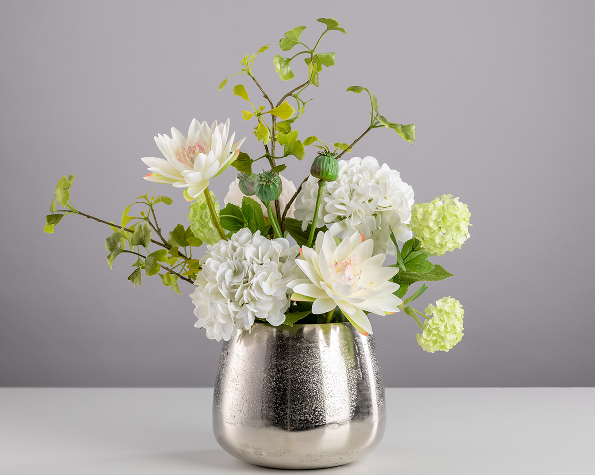 WHITE TOUCH | Modernes Kunstblumengesteck