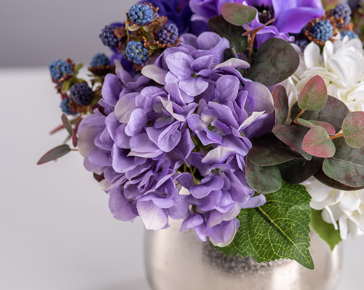 MOONSHINE | Kunstblumengesteck mit künstlichen Brombeeren und Hortensien 