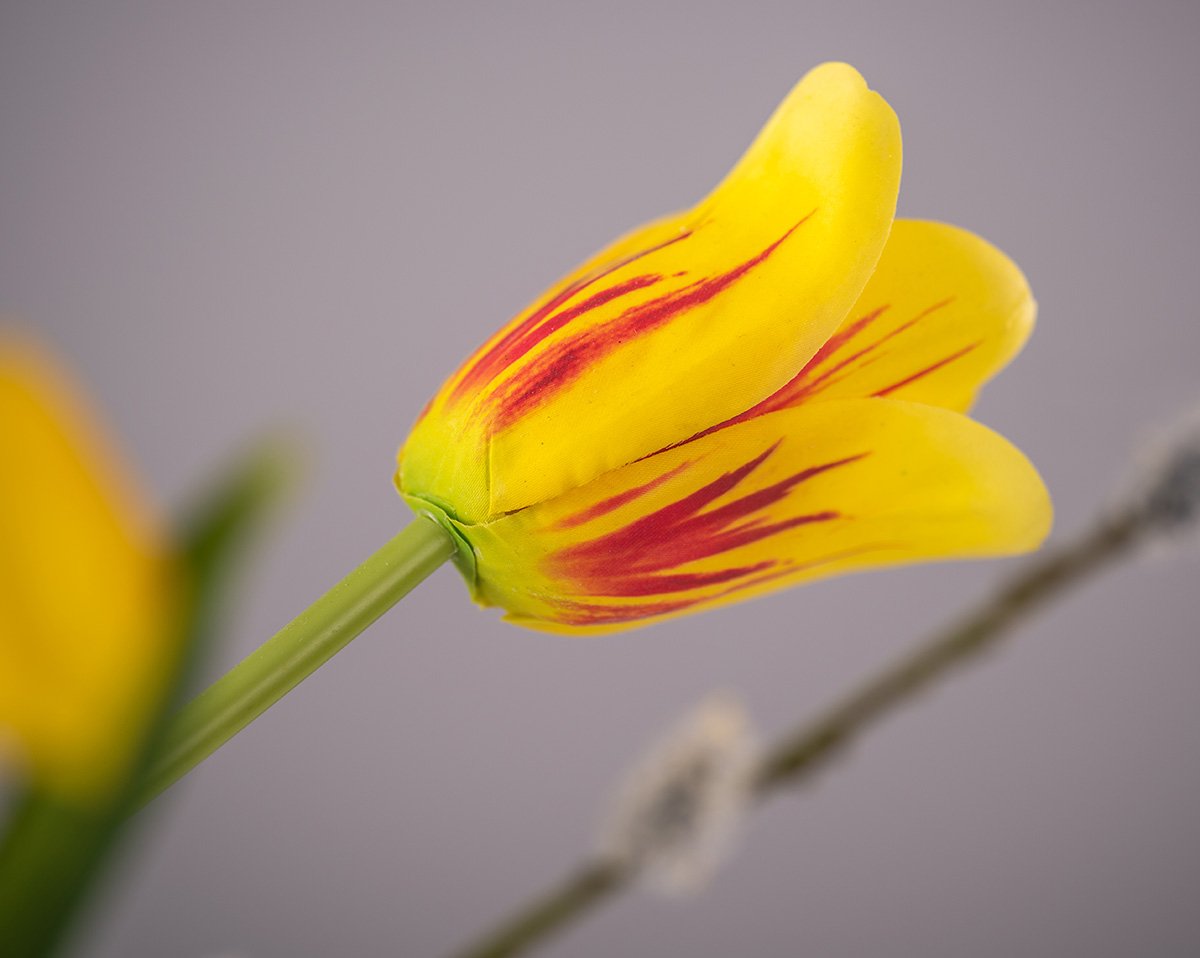 HAVE FUN | Kunstblumenarrangement mit künstlichen Anemonen und Tulpen