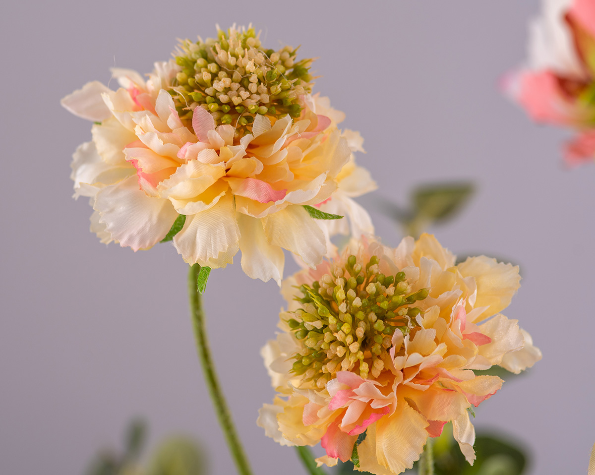 LA VIE | Sommergesteck mit Kunstblumen