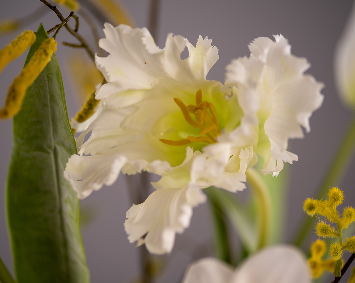 COOLNESS | Mit osterlichen Kunstblumen